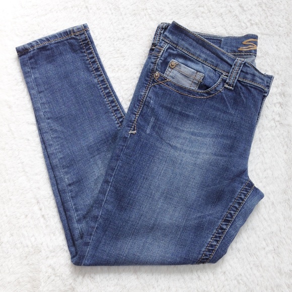 Seven7 Skinny Easy Fit Jeans - Picture 3 of 10